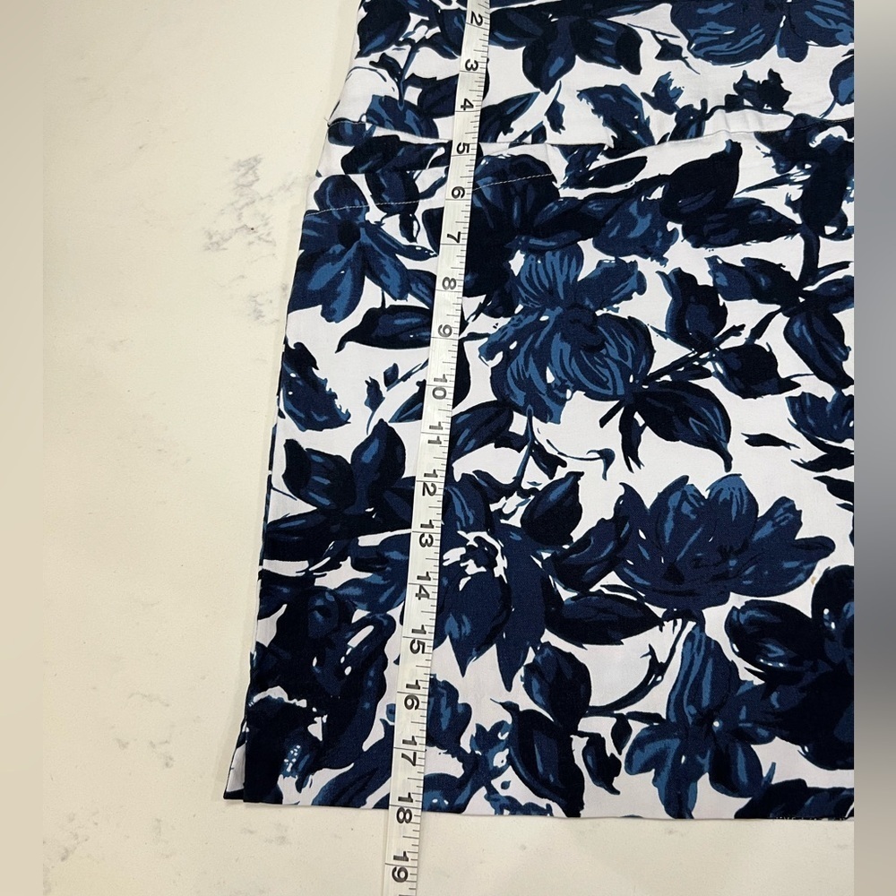 Elegant Blue Floral A-Line Skirt - Picture 8 of 9
